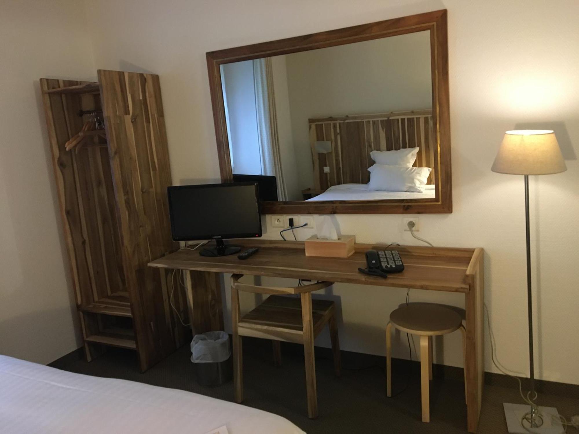 Logis Hotel De France & Restaurant Pamiers Bagian luar foto