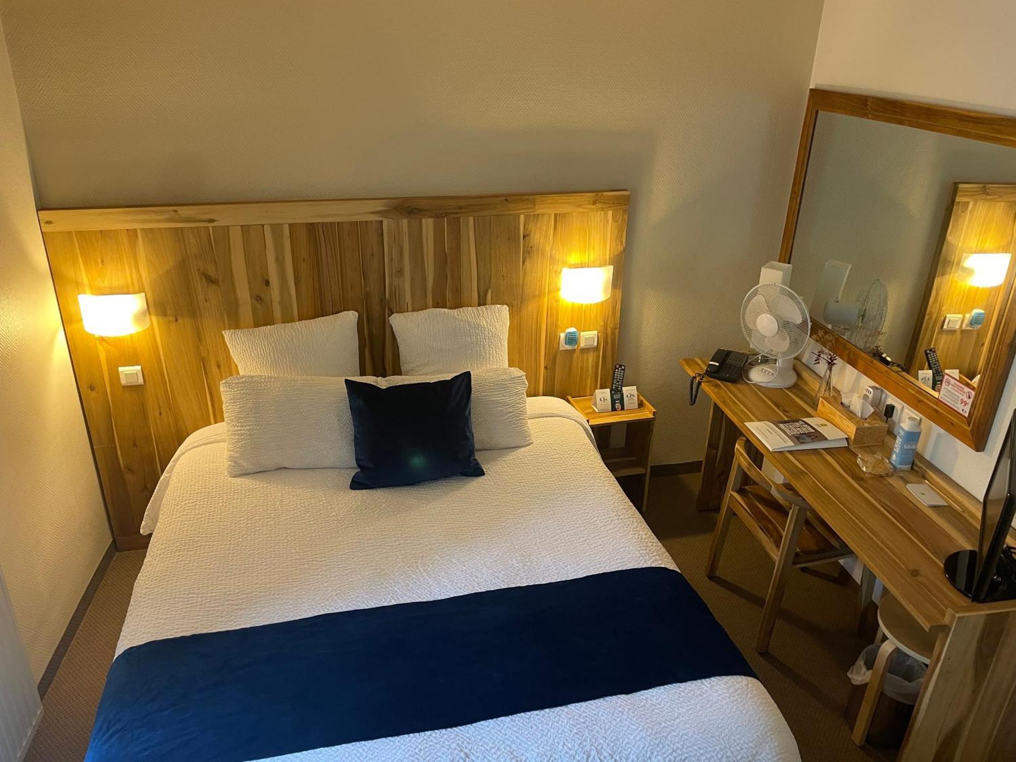 Logis Hotel De France & Restaurant Pamiers Bagian luar foto