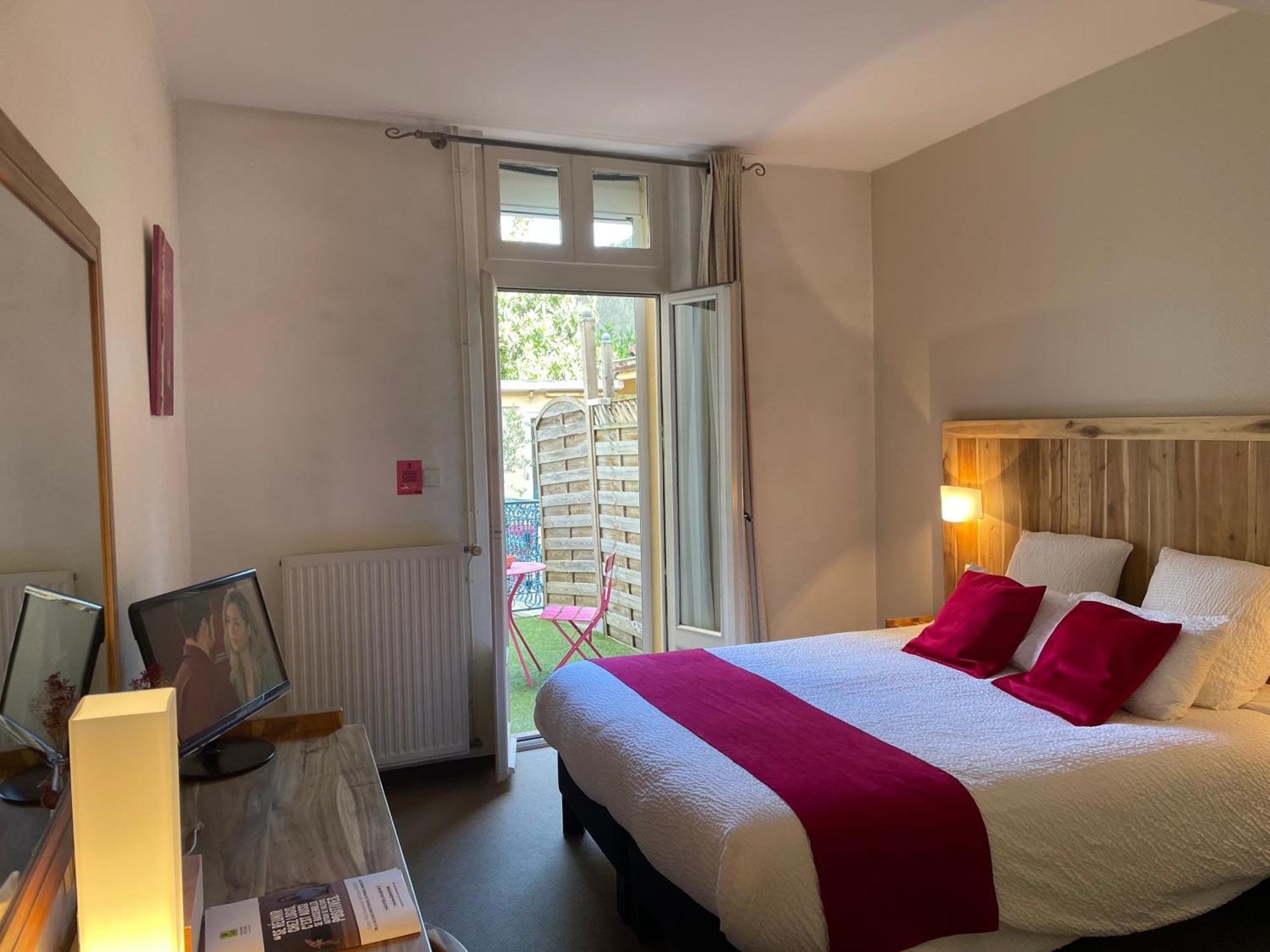 Logis Hotel De France & Restaurant Pamiers Bagian luar foto