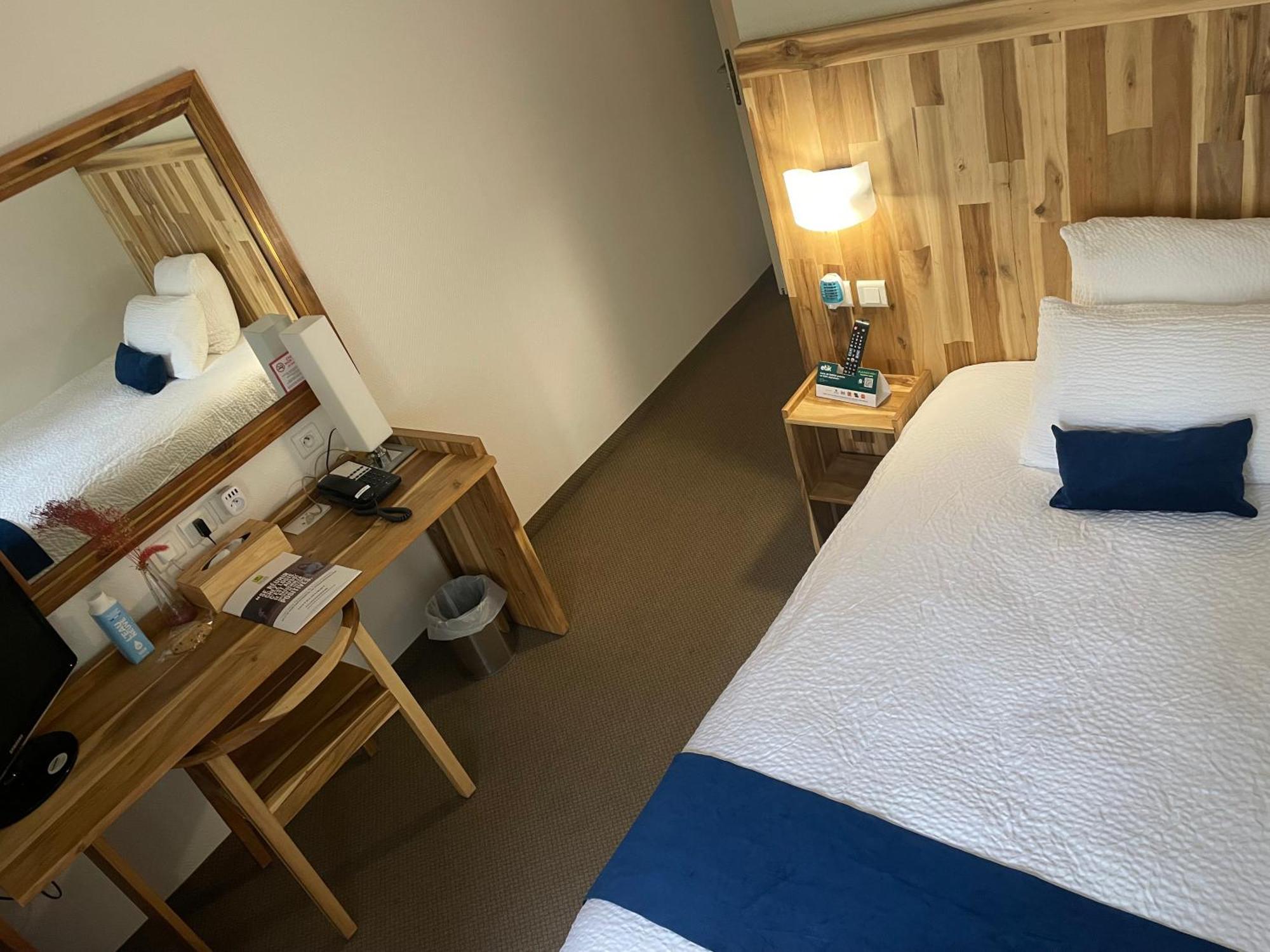 Logis Hotel De France & Restaurant Pamiers Bagian luar foto