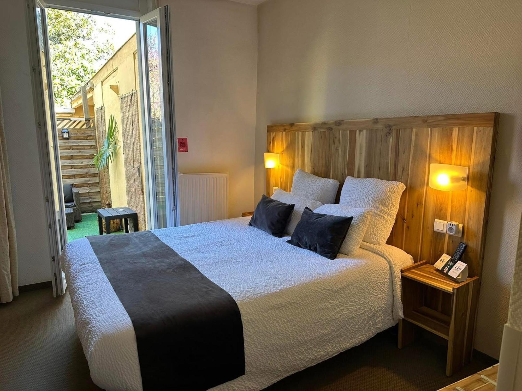 Logis Hotel De France & Restaurant Pamiers Bagian luar foto